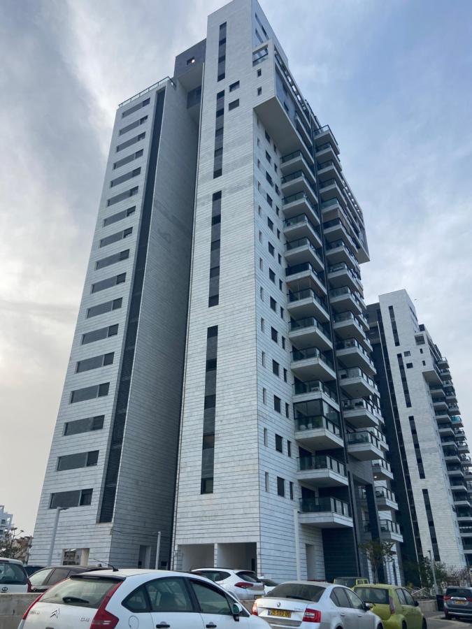Beauty Apartment 3 Rooms Wi-Fi Netanya Exterior photo