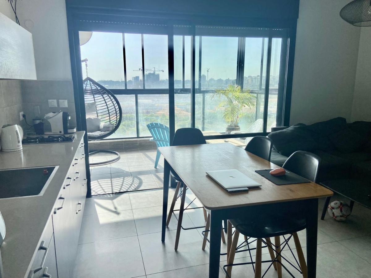 Beauty Apartment 3 Rooms Wi-Fi Netanya Exterior photo